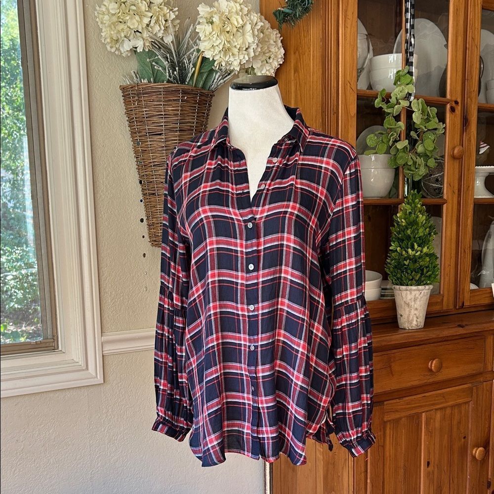 LOFT Red and Blue Classic Plaid Shirt Size Medium